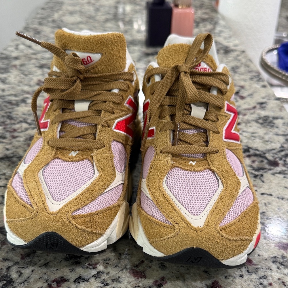 New Balance Kids' Tan and Pink Sneakers